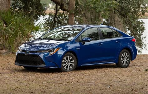 Autodata Toyota Lança A Tecnologia Híbrido Flex Com O Corolla