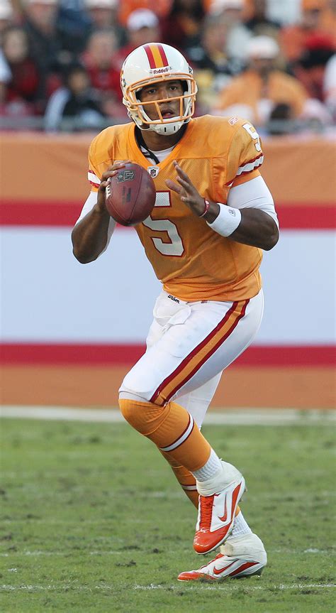 Bucs’ iconic ‘creamsicle’ uniforms making comeback in 2023 | WFLA