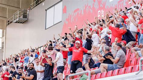 Live Ticker So schlägt sich Kickers Offenbach gegen den TSV Steinbach