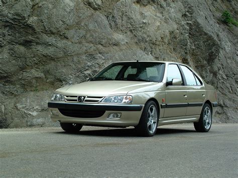 Car in pictures – car photo gallery » Iran Khodro Pars 1999 Photo 03