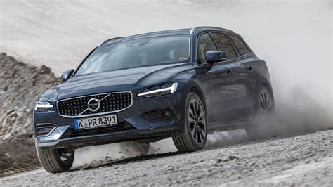 Kosten Und Realverbrauch Volvo V60 Cross Country D4 Awd Pro Technische Daten Auto Motor Und