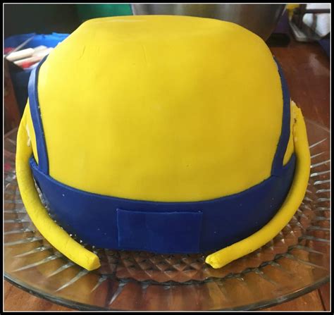 Minion Madness: How To Make A Minion Cake – Erin Brighton