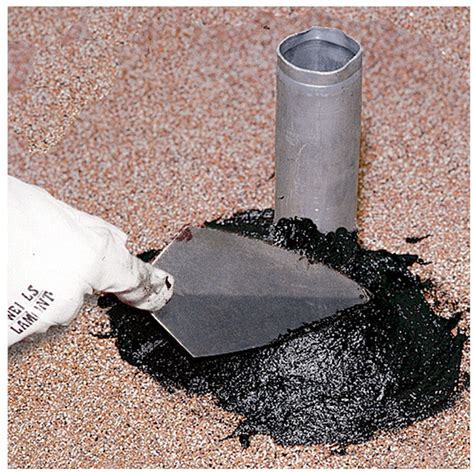Gardner Wet-R-Dri 4.75-Gallon Cement Roof Sealant in the Roof Sealants ...