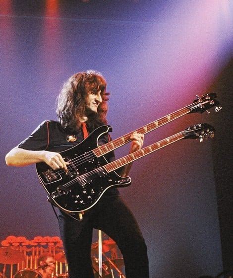 Geddy Lee Didn't want to Play Bass | TalkBass.com