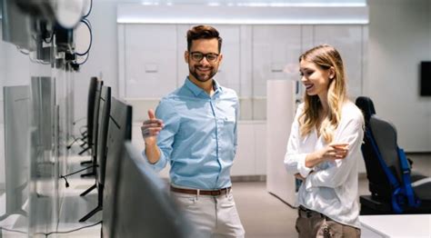 Comment se reconvertir vers le métier de vendeur MaFormation