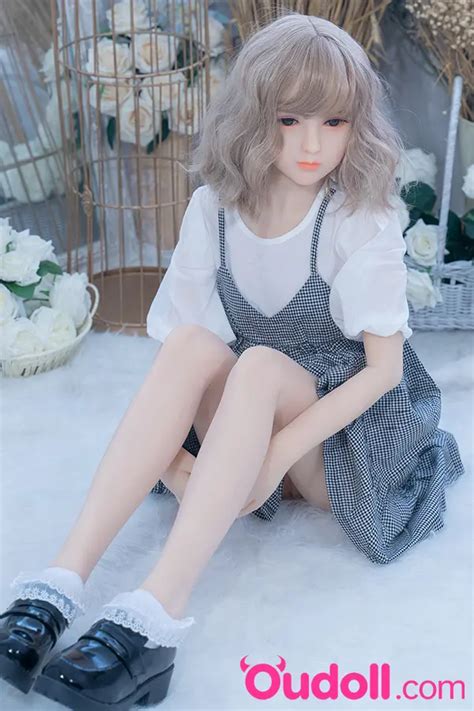 Cute Realistic Flat Chested Mini Sex Doll Yasmin Cm