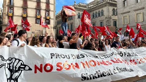 Manifestació i vaga d estudiants a Barcelona per la selectivitat