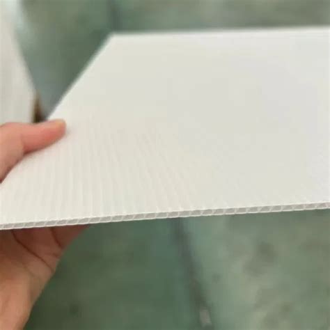 PP Corrugated Plastic Roofing Floor Protection Sheet 2mm Correx Board