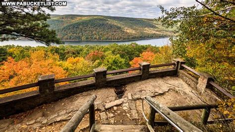 Exploring Rimrock Overlook In Warren County