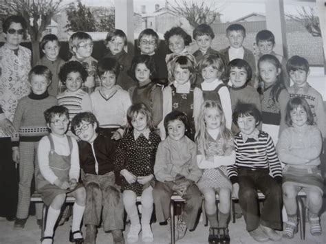 Photo De Classe CP De 1976 ECOLE JEAN ZAY Copains D Avant