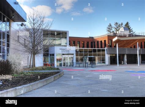 A View of City Hall at Oshawa, Ontario, Canada Stock Photo - Alamy