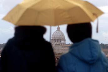 Allerta Meteo A Roma Forti Piogge Raffiche Di Vento E Grandine Il