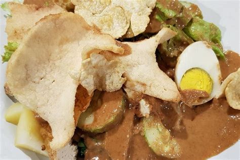 Inilah Tempat Gado Gado Legendaris Di Depok Jangan Sampai Terlewat