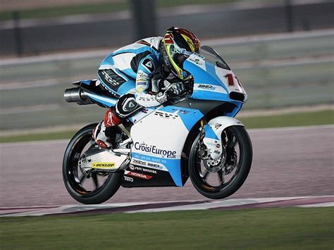 Test Losail Moto Moto D A Livio Loi Sorprende En Moto