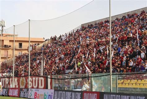 Perugia Reggina c è il dato definitivo dei tifosi amaranto al Curi