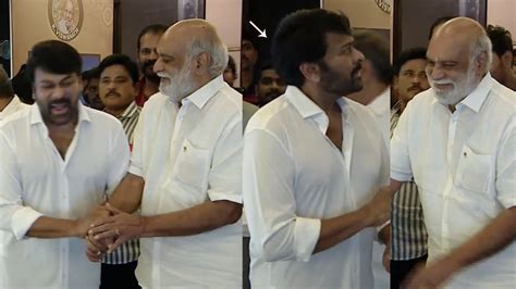 Megastar Chiranjeevi Fun With K Raghavendra Rao At Sri K Viswanath S