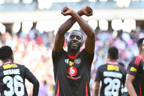 Orlando Pirates School Cape Town City And Sail Into Third Straight Mtn8