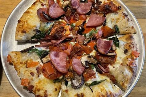 Best Pizza in Missoula, MT: 11 Top Pizzerias! (2024)