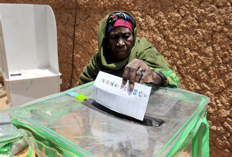 Nigerians Vote In Presidential Election The New York Times