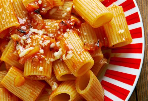 24 Foods of Rome, Italy: Must-Try Famous Roman Dishes — Chef Denise