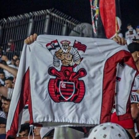 Ala da Raça Rubro Negra contesta acordo entre torcidas de Flamengo e SPFC