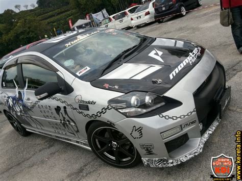 Silver Gtr Wannabe Modified Toyota Vios With Custom Bumper Nissan Gtr