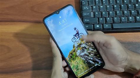 Realme C Lock Screen Magazine Setting How To Auto Change Lock Screen