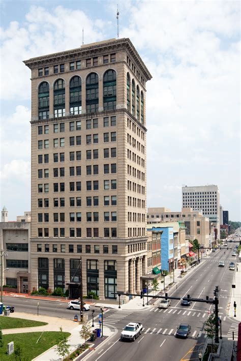 First National Bank and Trust Building, Lexington