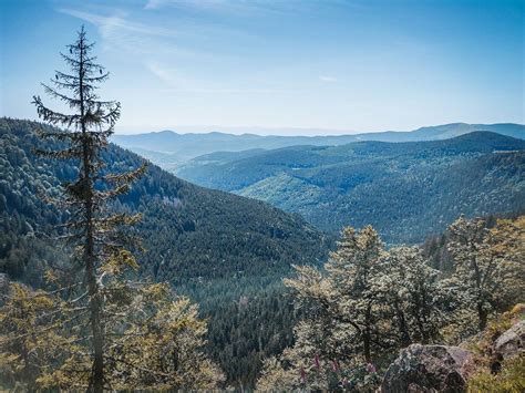 Montagne Trekking vous fait découvrir le mythique Sentier des Roches