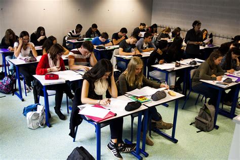 Au Lycée Jean Rostand Lexcellence Vient De La Mixité Des Origines