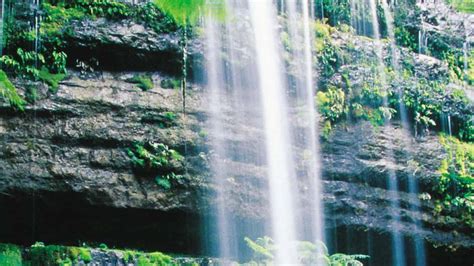 11 Beautiful Waterfalls in Kauai: Go Explore!