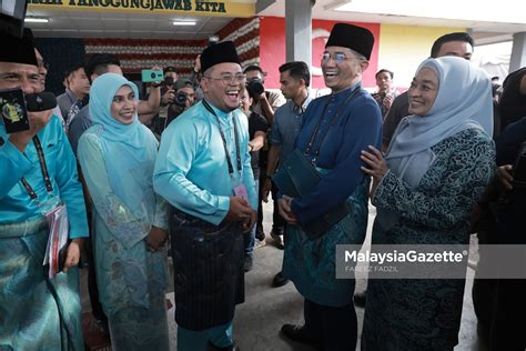 Azmin Ali Amirudin Shari Calon P 098 Gombak PRU15