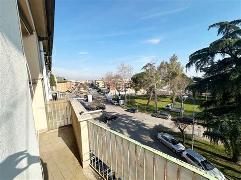 Vendita Appartamento Civita Castellana Quadrilocale In Piazza Giuseppe