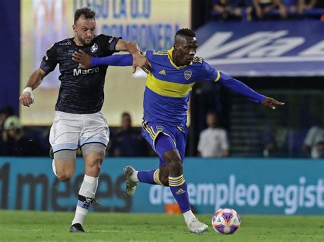 Luis Advíncula Técnico del Boca Juniors elogia y le agradece al