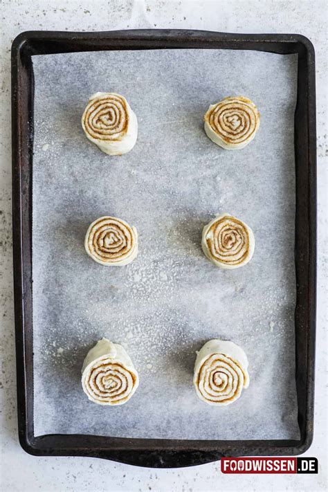 Zimtschnecken mit Blätterteig schnelles Rezept foodwissen de