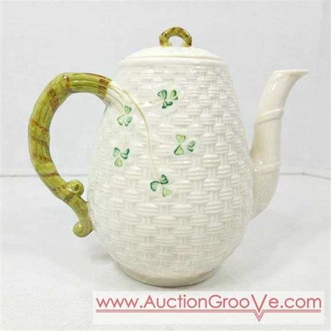 Belleek Coffee Pot Shamrock Basket Weave 8 X 7 Br1 Auctiongroove