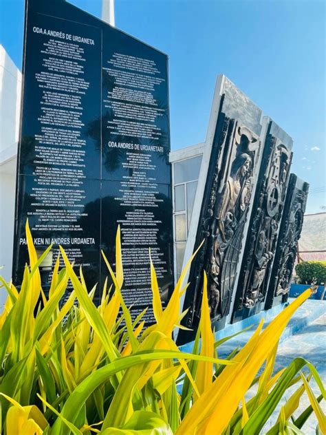 Urdaneta Park Landmark Monument - See Pangasinan