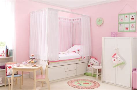 Inside The Stunning Childrens 4 Poster Bed 24 Pictures Lentine Marine