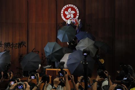 In Hong Kong, colonial flag still a symbol of prized values