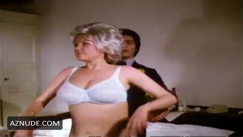 LIEBESGRUSSE AUS DER LEDERHOSE II TEIL ZWEI KUMPEL AUF DER ALM NUDE