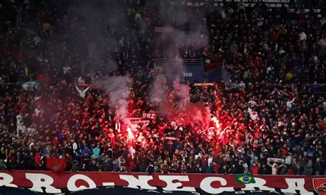 Torcedores Do Flamengo Se Envolvem Em Briga Torcedores Do Olimpia