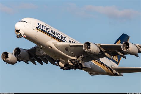 9V SKN Singapore Airlines Airbus A380 841 Photo By TommyNG ID 1622416