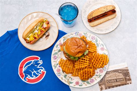 Spend Baseballs Opening Day At Chicago Bars And Restaurants And Cheer On