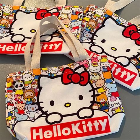 Torebka płócienna Hello Kitty lekka i przenośna torba na ramię o dużej