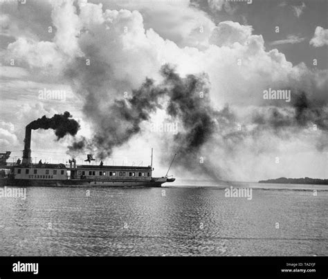 Steamship Hi Res Stock Photography And Images Alamy