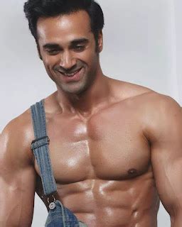 Shirtless Bollywood Men Pulkit Samrat S Kick Ass Hot Bod Underwear