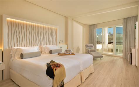 Rooms and suites | Amàre Beach Hotel Marbella