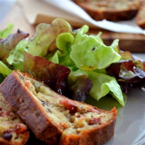 Cake Aux Lardons Noix Et Roquefort De Sophie Dudemaine Voyage Gourmand