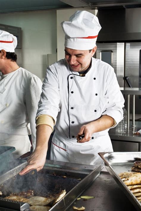 Zwei Chefs stockfoto. Bild von nahrung, kurs, besetzt - 6401614