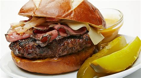 Foodservice Recipe Pastrami Melt Burger